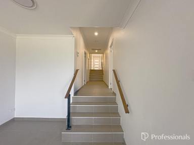 House For Lease - NSW - East Tamworth - 2340 - 1/81 Valley Drive, East Tamworth (Image 2)