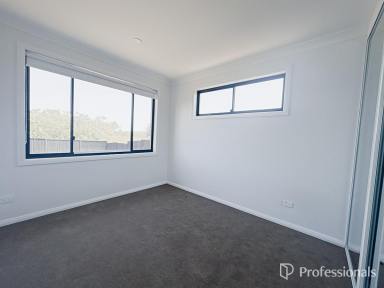 House For Lease - NSW - East Tamworth - 2340 - 2/81 Valley Drive, East Tamworth (Image 2)