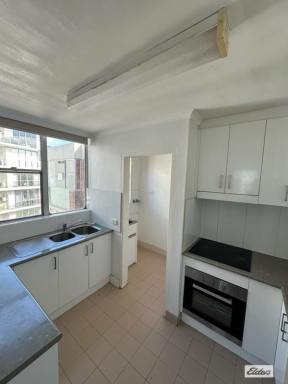 Unit For Lease - NSW - Wollongong - 2500 - CENTRAL CBD, RENOVATED 2 BEDROOM UNIT (Image 2)