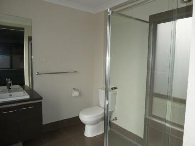 House For Lease - VIC - Lucknow - 3875 - AFFORDABLE 3 BEDROOM UNIT IN LUCKNOW  (Image 2)