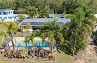 House For Sale - QLD - Cardwell - 4849 - Renovated Beachside Retreat on a Huge 1,872m² Block – Ready to Move In  (Image 2)