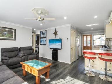 Unit For Sale - VIC - Bairnsdale - 3875 - REFRESHED UNIT IN A GREAT LOCATION!  (Image 2)