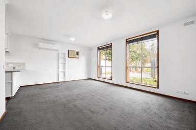 House For Sale - VIC - Kennington - 3550 - Centrally Located in a Quiet Setting  (Image 2)
