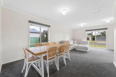 House For Sale - VIC - Mildura - 3500 - CLASSIC FAMILY HOME  (Image 2)