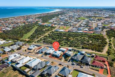 House For Sale - WA - Wandina - 6530 - Forever Home Feels  (Image 2)