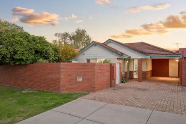 House For Sale - WA - St James - 6102 - Effortless Living in a Well-Maintained Tree-Lined Location (Image 2)