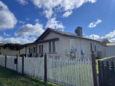 House For Sale - NSW - Denman - 2328 - Classic three bedroom weather board home with loads of charm and potential  (Image 2)