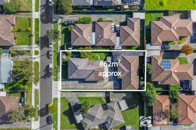 Unit For Sale - VIC - Cranbourne - 3977 - Rare Investment Opportunity – 3 Units on One Title Returning $68,100 p.a. on 862m² (Approx.)  (Image 2)