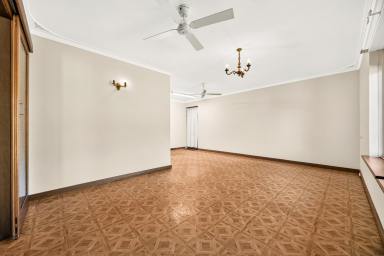 House For Sale - WA - Byford - 6122 - Packed with Potential on 1,191sqm! (Image 2)