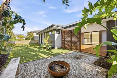 House For Sale - WA - Baldivis - 6171 - LOVE WHERE YOU HOLIDAY. LIVE WHERE YOU LOVE  (Image 2)