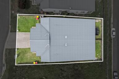 Unit Sold - QLD - Cranley - 4350 - Dual Income or Dual Living! Quality 3‑Bed Units in a Peaceful Cranley Close  (Image 2)