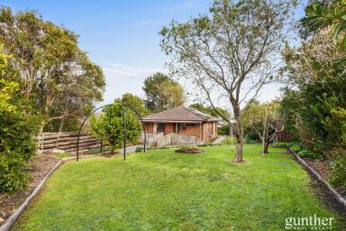 House For Sale - VIC - Healesville - 3777 - Peaceful Court Location with Town Views  (Image 2)