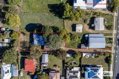 House For Sale - QLD - Gatton - 4343 - INVESTMENT OPPORTUNITY!!  (Image 2)