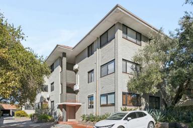 Apartment For Sale - WA - Floreat - 6014 - Character And Views On The Doorstep to Everything.  (Image 2)
