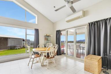 House For Sale - NSW - Mudgee - 2850 - ELEVATED FAMILY LIVING  (Image 2)