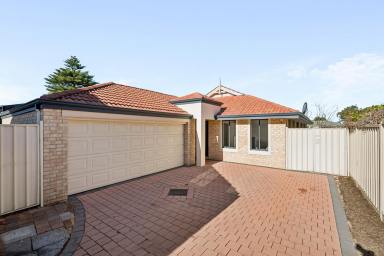 House For Sale - WA - Wilson - 6107 - Family-Sized Living with Endless Possibilities  (Image 2)