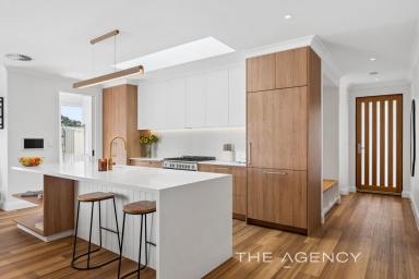 House For Sale - WA - Padbury - 6025 - A Statement of Style! (Image 2)