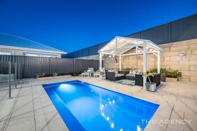 House For Sale - WA - Jindalee - 6036 - Idyllic Coastal Retreat (Image 2)