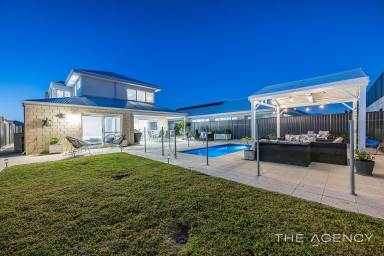 House For Sale - WA - Jindalee - 6036 - Idyllic Coastal Retreat  (Image 2)