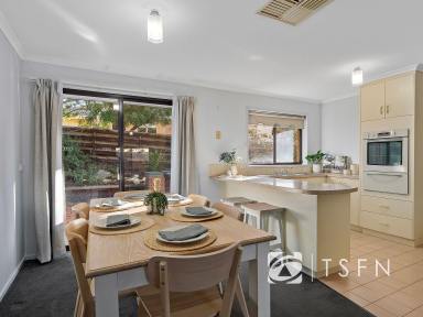 House For Sale - VIC - Spring Gully - 3550 - Exceptional Family Living in Prestigious Spring Gully  (Image 2)