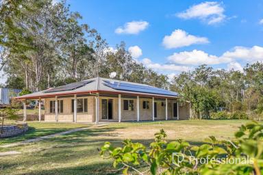 Cropping For Sale - QLD - Curra - 4570 - A COUNTRY ESCAPE WITH ROOM TO GROW!  (Image 2)
