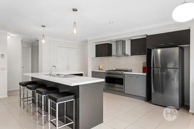 House For Sale - VIC - Mount Martha - 3934 - A Happy Home (Image 2)
