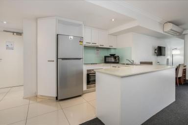 Unit For Sale - QLD - Woolloongabba - 4102 - Strong return in Prime location (Image 2)