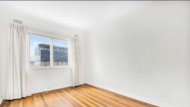 Unit For Lease - VIC - Balwyn North - 3104 - Spacious 3 BR Residence in Prime Balwyn North Shopping Precincts (Image 2)