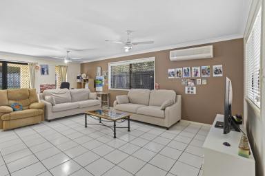 House For Sale - QLD - Eight Mile Plains - 4113 - Low-Maintenance Single-Level Living in a Quiet and Convenient Location (Image 2)