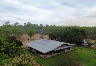 House For Sale - NT - Tumbling Waters - 0822 - Old Mango Farm (Image 2)