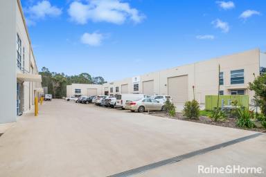 Showrooms/Bulky Goods For Lease - NSW - South Nowra - 2541 - SPACIOUS UNIT IN MODERN COMPLEX (Image 2)