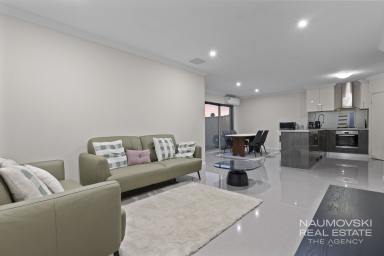 House For Sale - WA - Westminster - 6061 - LARGE REAR VILLA! (Image 2)