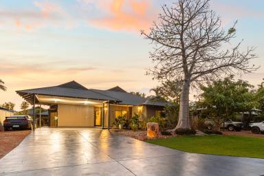 House For Sale - WA - Bilingurr - 6725 - Immaculate Family Home with Resort-Style Entertaining in Prime Bilingurr Location  (Image 2)