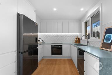 House Sold - VIC - Somerville - 3912 - The Backyard Hero  (Image 2)