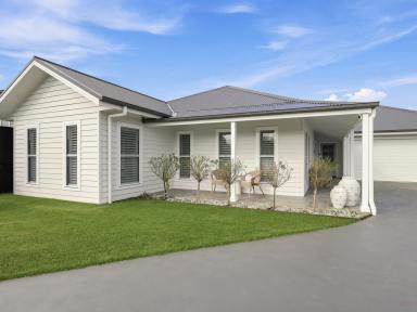 House For Sale - NSW - Moss Vale - 2577 - 'Rosedale' Designer Home & Designer Lifestyle (Image 2)
