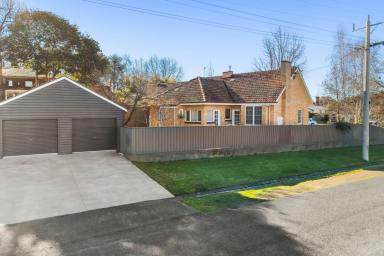 House For Sale - VIC - Bendigo - 3550 - Blue-Chip Bendigo Living with a Self-Contained Studio Offering Exceptional Income Potential (Image 2)