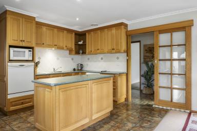 House For Sale - VIC - Camperdown - 3260 - Quiet Court Living (Image 2)