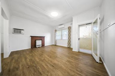 House For Sale - NSW - Tumut - 2720 - Great Start! (Image 2)
