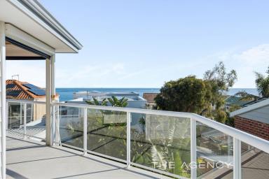 House For Sale - WA - Trigg - 6029 - COASTAL SENSATION!  (Image 2)