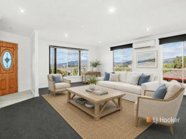 House For Sale - TAS - Miandetta - 7310 - Practically a New Home with River Views  (Image 2)