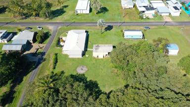 House For Sale - QLD - Tully Heads - 4854 - Island Views & Large Block  (Image 2)