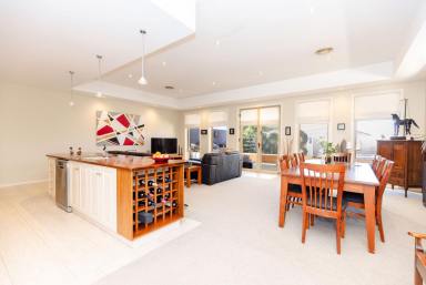 House For Lease - VIC - Swan Hill - 3585 - Prime location (Image 2)