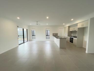 House For Lease - NSW - Cliftleigh - 2321 - Beautiful Family Home!  (Image 2)