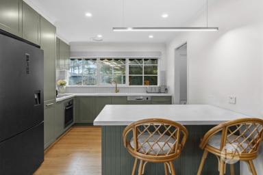Unit For Sale - VIC - Somerville - 3912 - Easy Living Awaits  (Image 2)