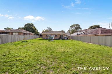 House For Sale - WA - Salter Point - 6152 - Retain & Build Potential  (Image 2)