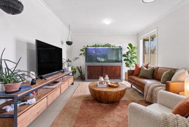 House For Sale - VIC - Mildura - 3500 - Neat Home Offering Reliable Returns  (Image 2)