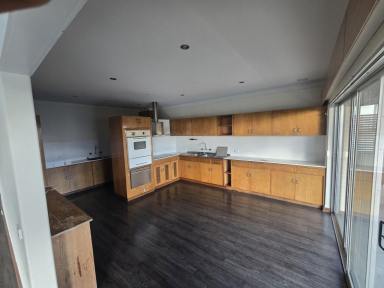 Apartment For Lease - WA - Attadale - 6156 - 2 floor Studio apartment  (Image 2)