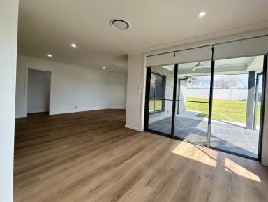 House For Lease - NSW - Tamworth - 2340 - Large & Luxurious - Family Home in Calala  (Image 2)