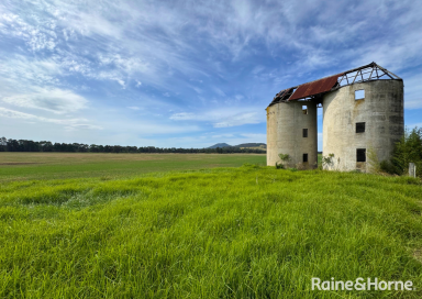 House For Sale - NSW - Bolong - 2540 - Awesome Rural Property With Creek Frontage  (Image 2)