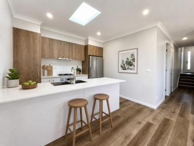 Duplex/Semi-detached For Lease - NSW - Badagarang - 2540 - 3-Bedroom Duplex with Bush Outlook  (Image 2)